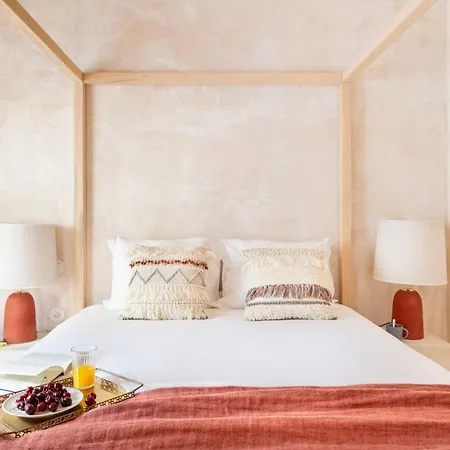 Archi-pelago Alfama Design Гостевой дом 3*