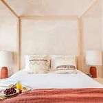 Archi-pelago Alfama Design בית הארחה 3*