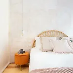 Archi-pelago Alfama Design