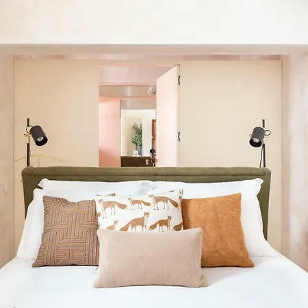 Archi-pelago Alfama Design Gasthuis