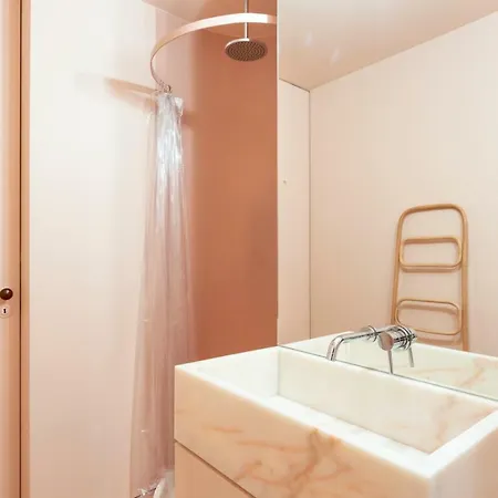 Archi-pelago Alfama Design