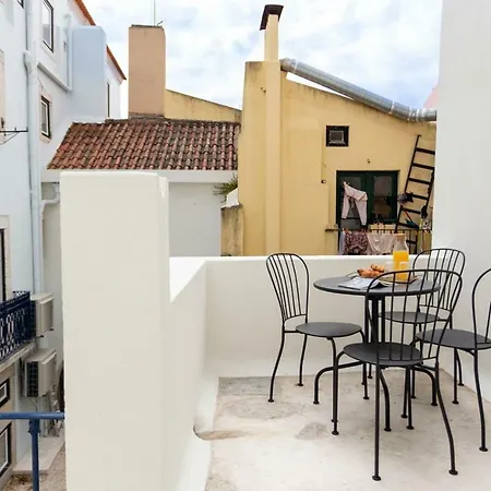 Archi-pelago Alfama Design